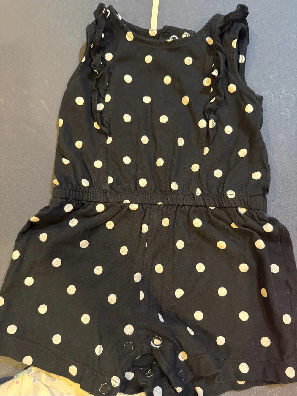 Carter’s Bundle of 6 month girls clothes